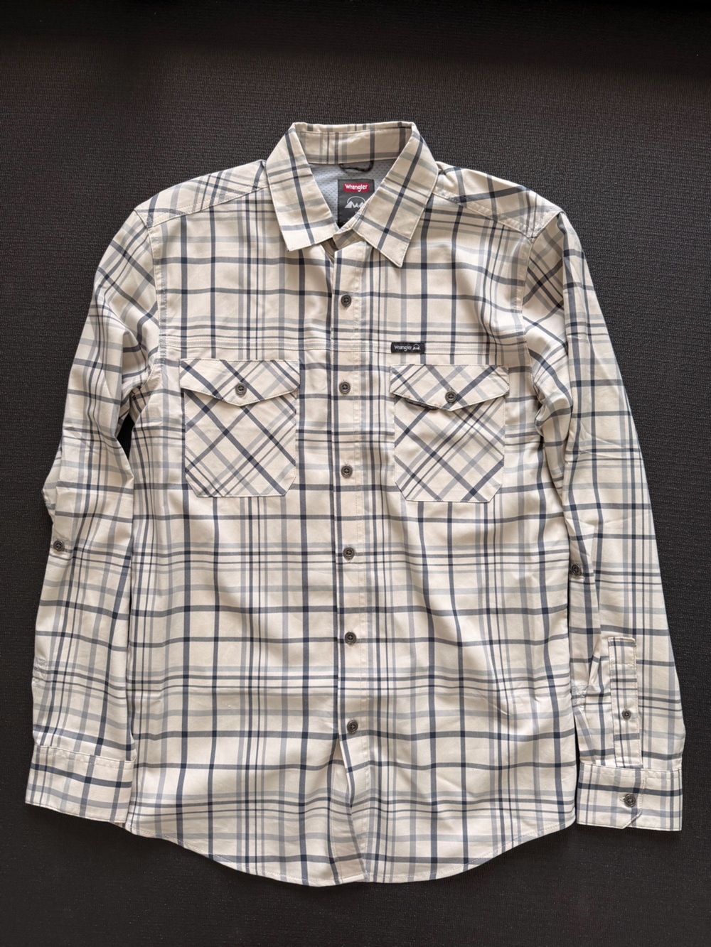 Wrangler Cream and Navy Plaid Button-Down Shirt